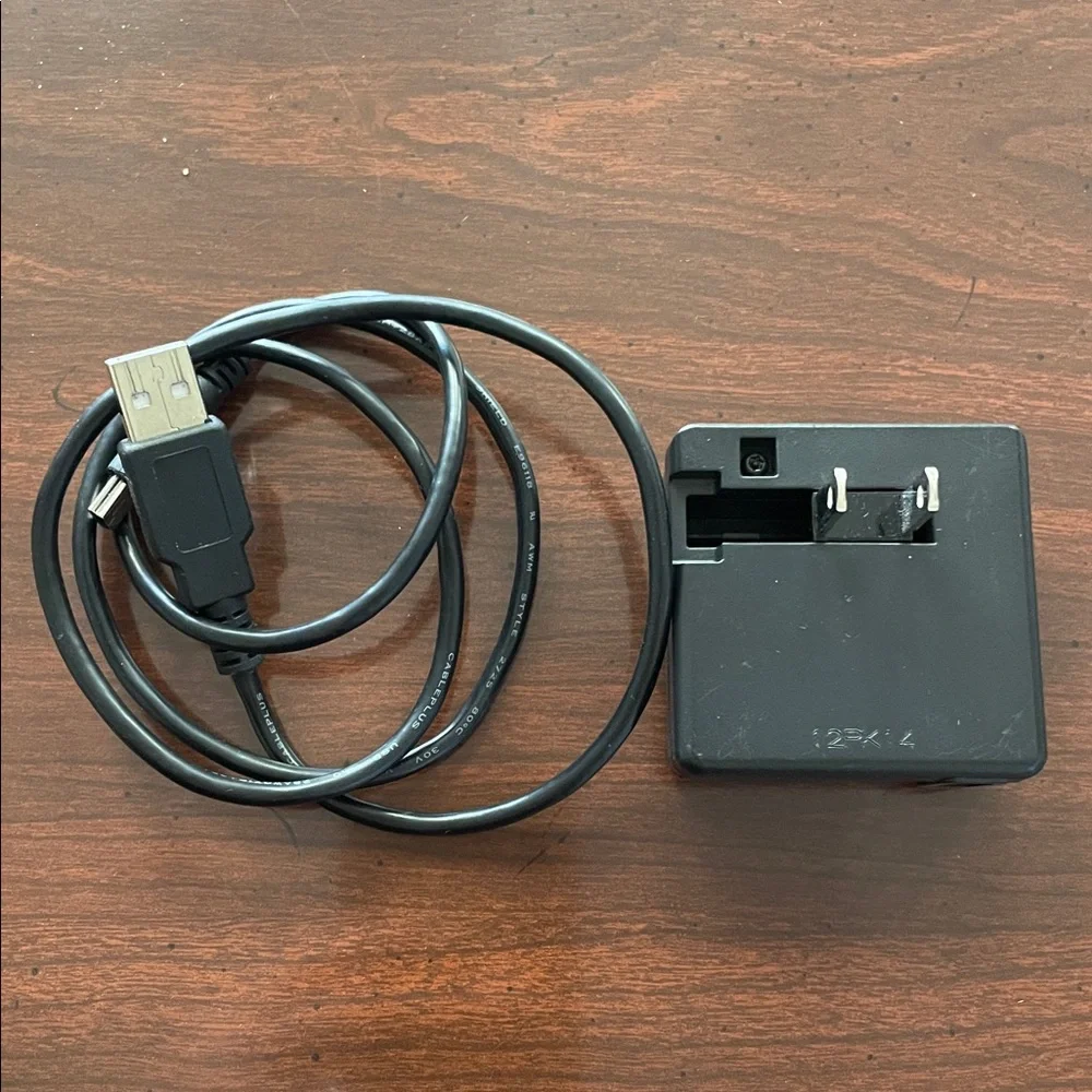 Nikon Black EH-69P Charger with USB Cable